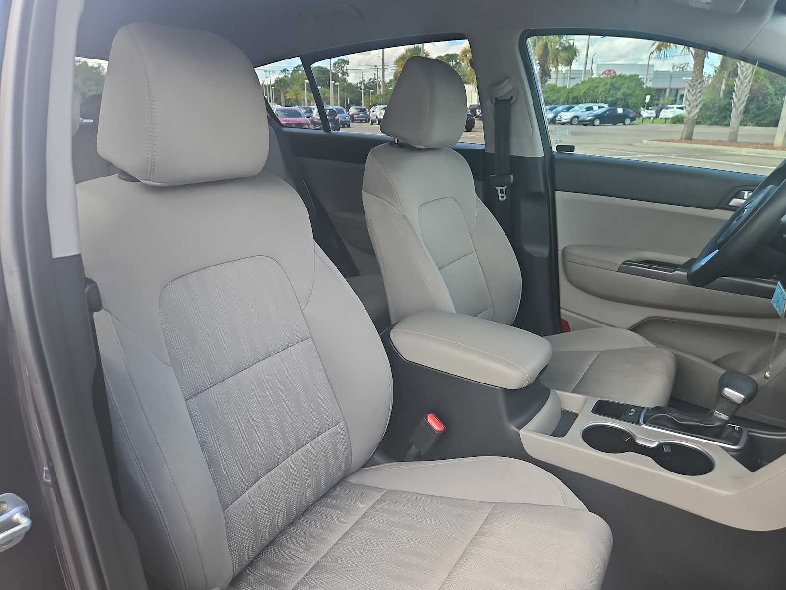 Thumbnail: 2020 Kia Sportage - 25