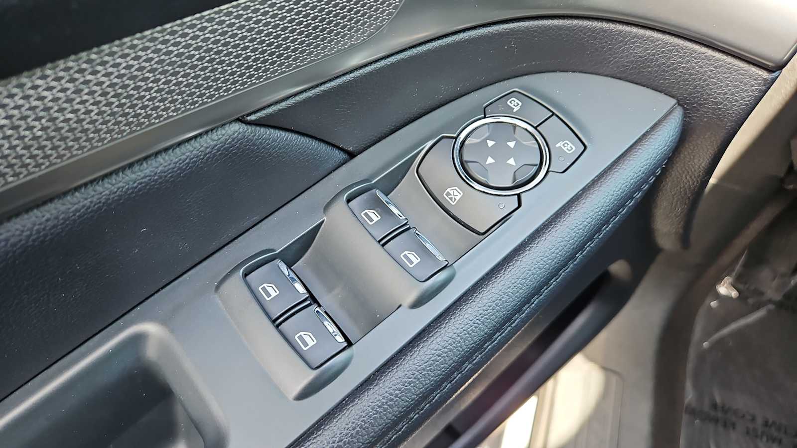 Thumbnail: 2019 Ford Explorer - 15