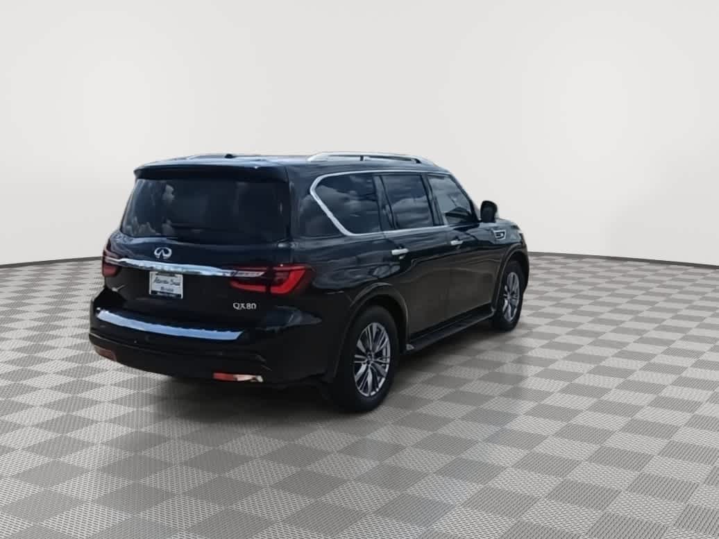 Thumbnail: 2022 INFINITI QX80 - 8