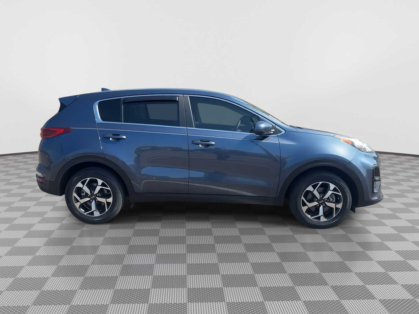 Thumbnail: 2020 Kia Sportage - 9