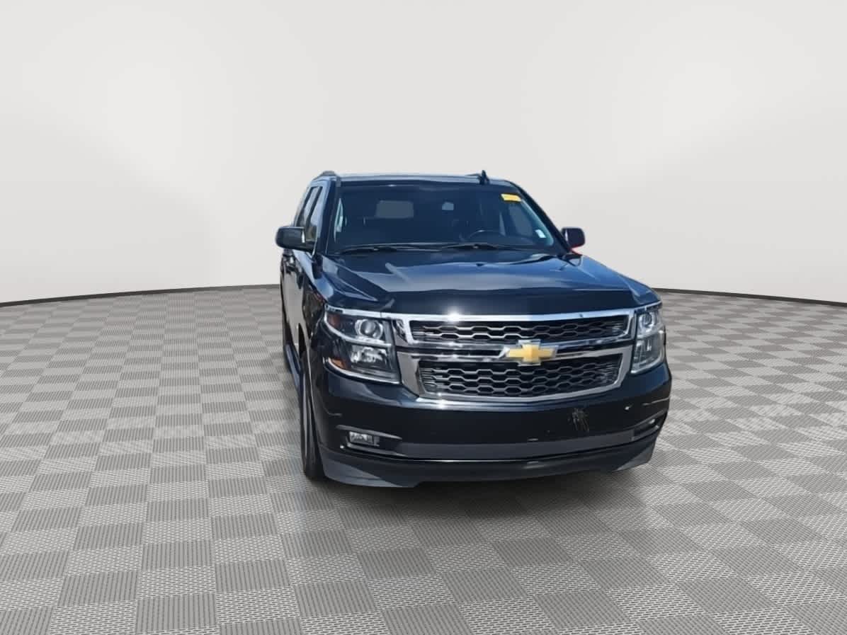 Thumbnail: 2019 Chevrolet Tahoe - 3