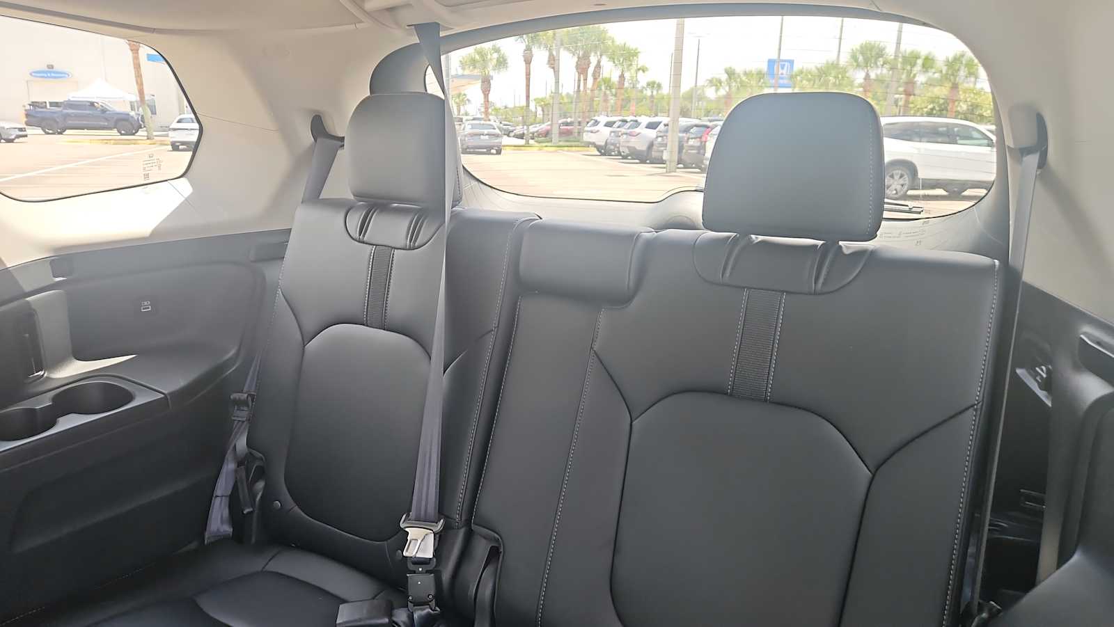 Thumbnail: 2023 Honda Pilot - 26