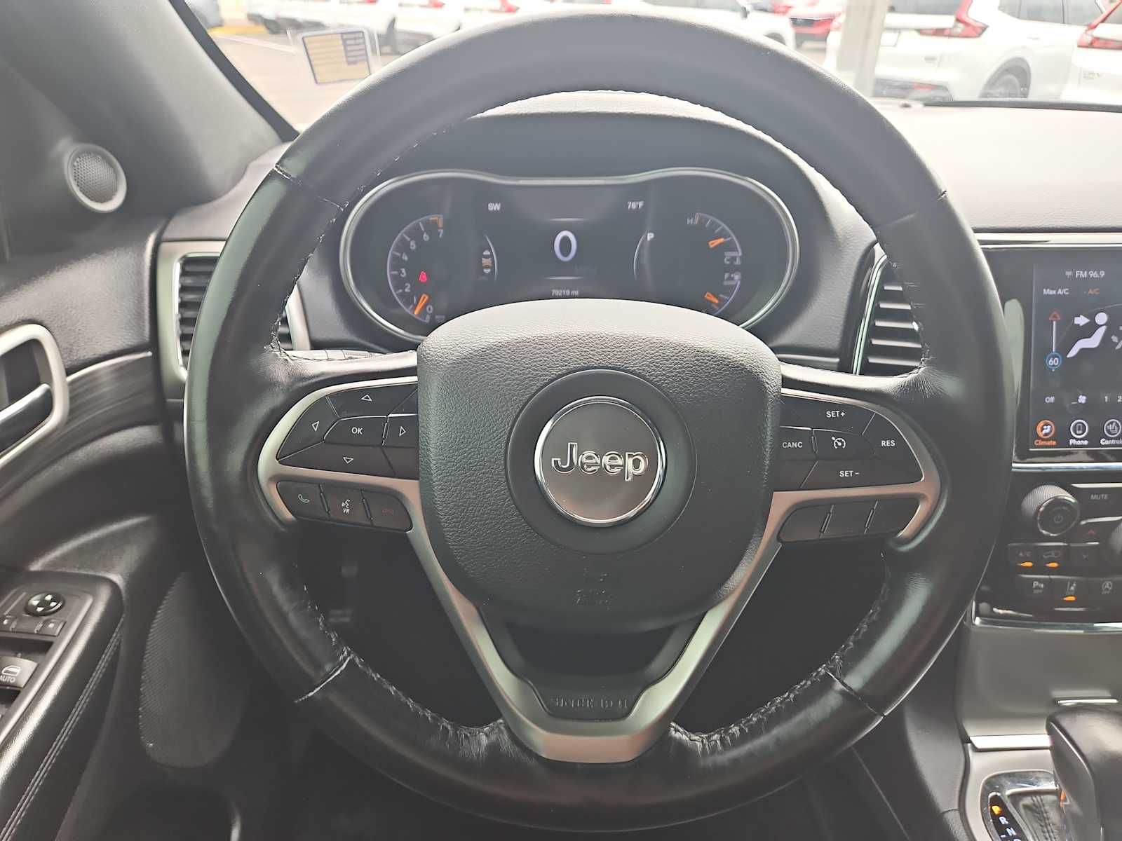 2020 Jeep Grand Cherokee Altitude 11
