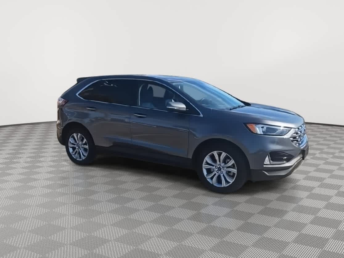 Thumbnail: 2022 Ford Edge - 2