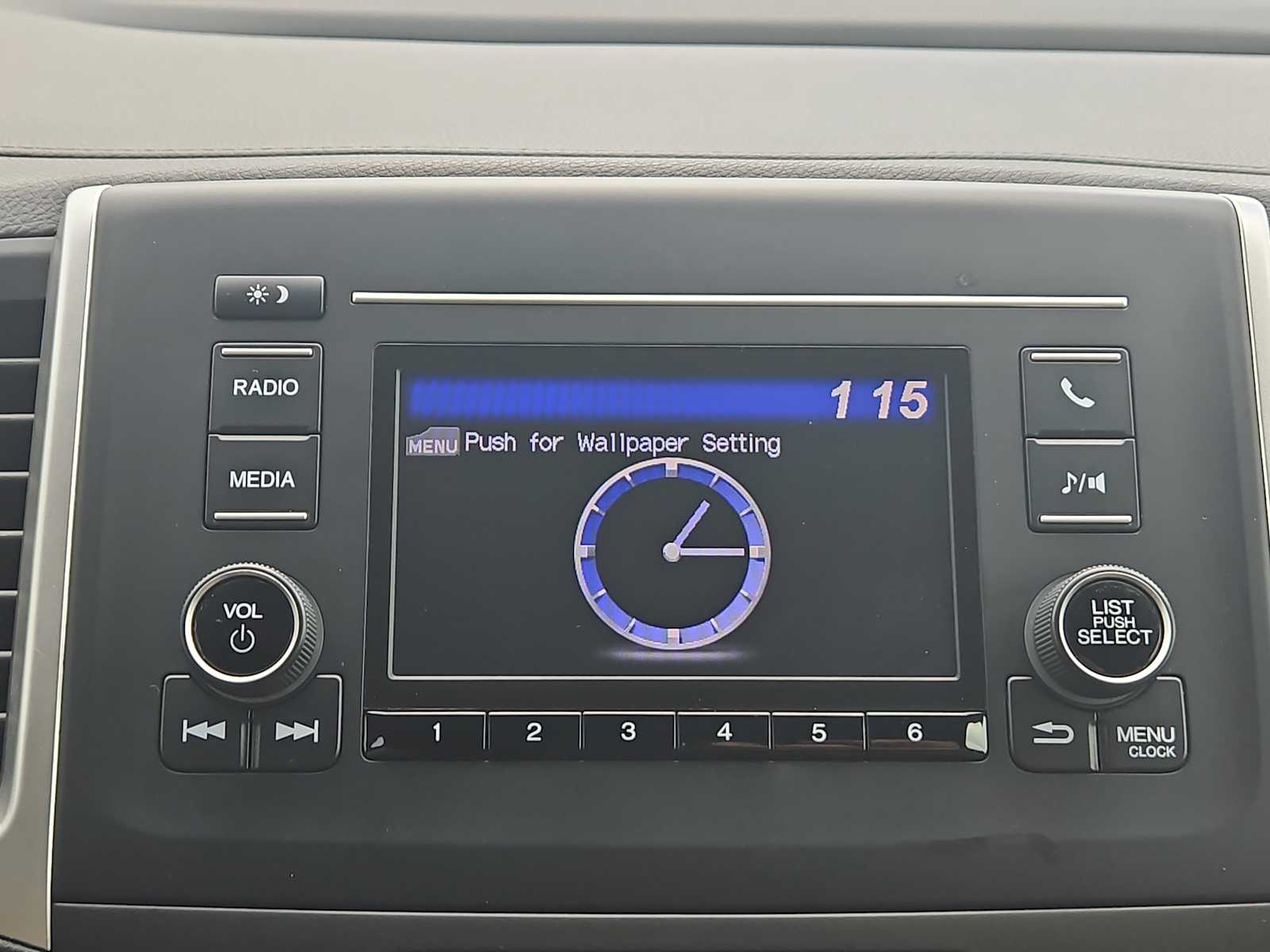 Thumbnail: 2019 Honda Ridgeline - 20