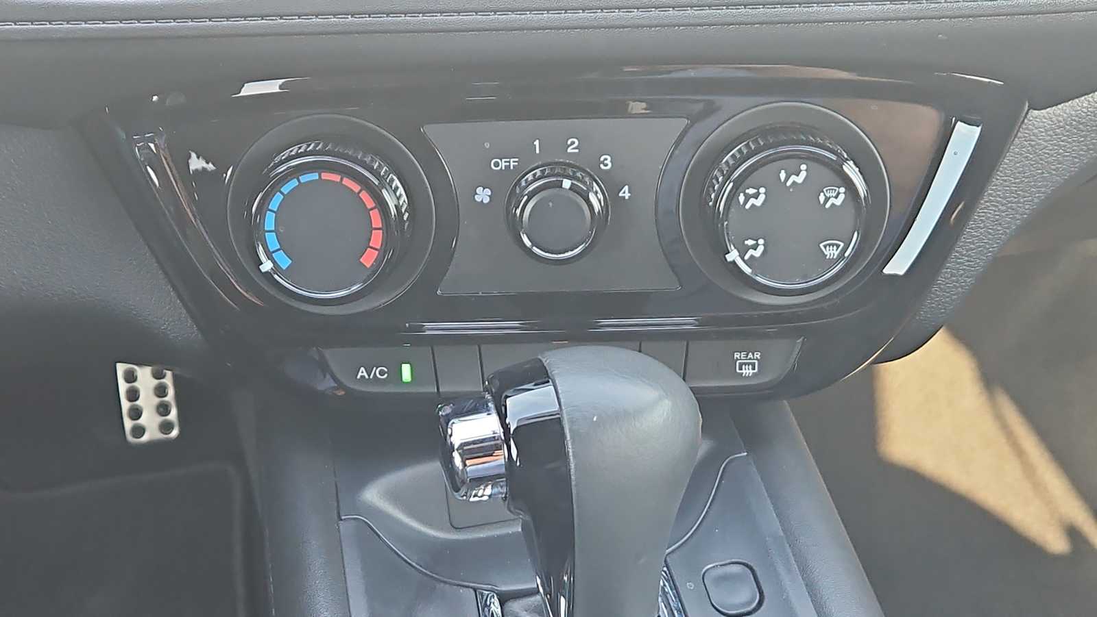 Thumbnail: 2022 Honda HR-V - 16