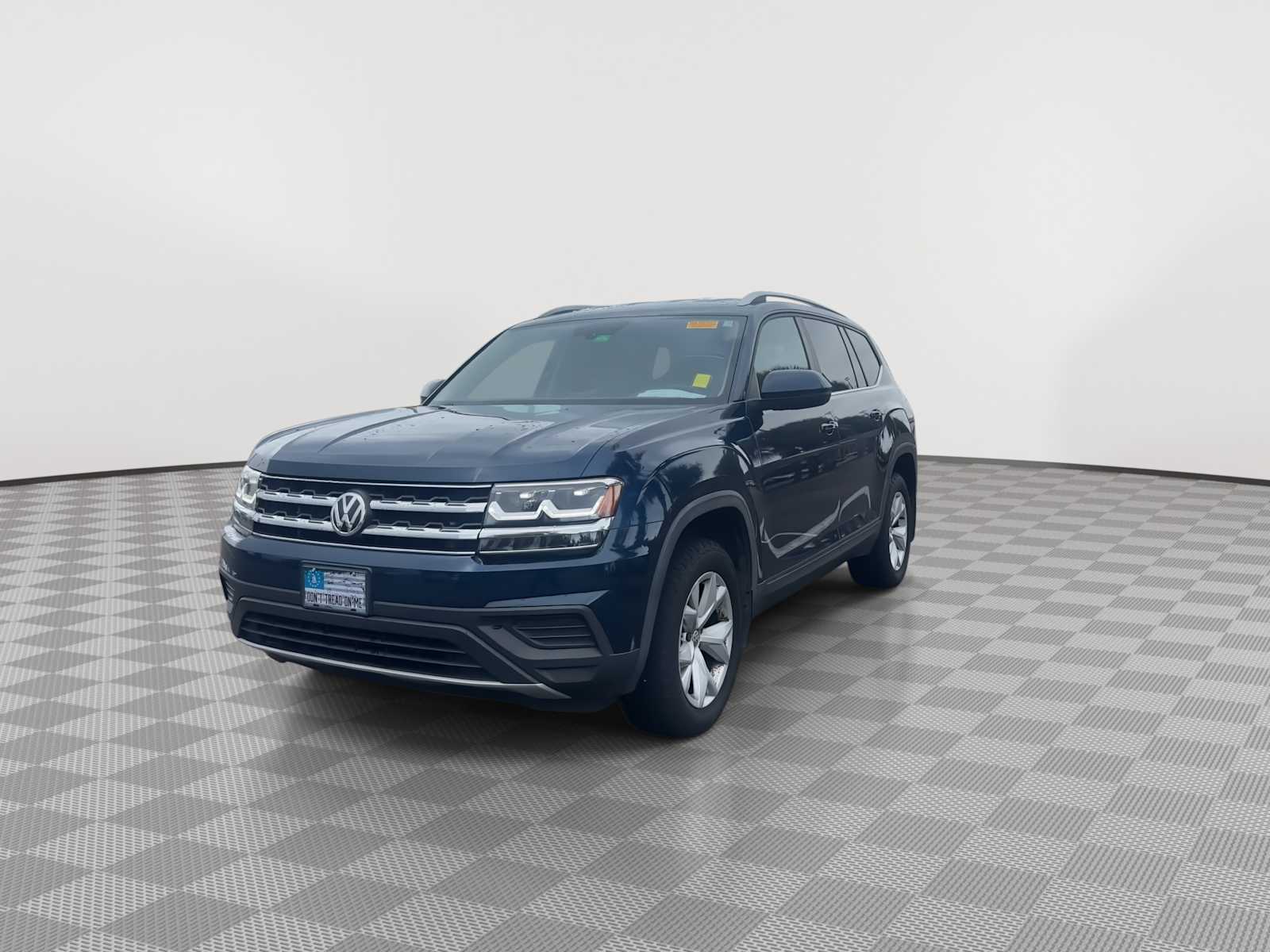 Thumbnail: 2019 Volkswagen Atlas - 3