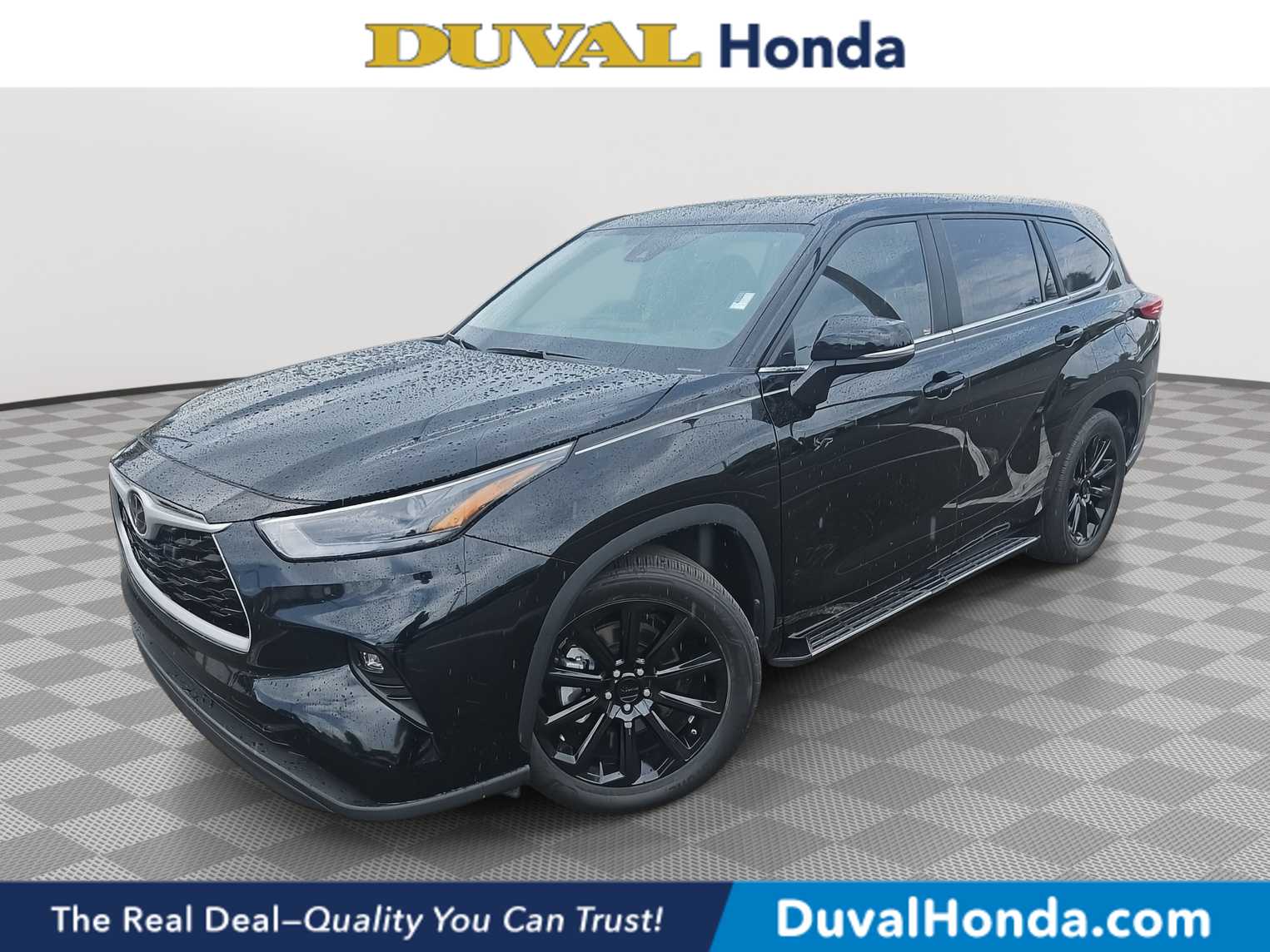 2023 Toyota Highlander LE Hero Image