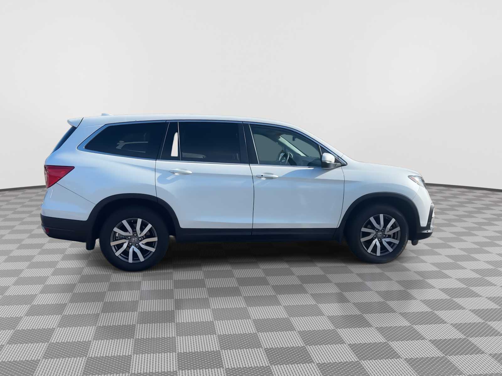 Thumbnail: 2021 Honda Pilot - 9