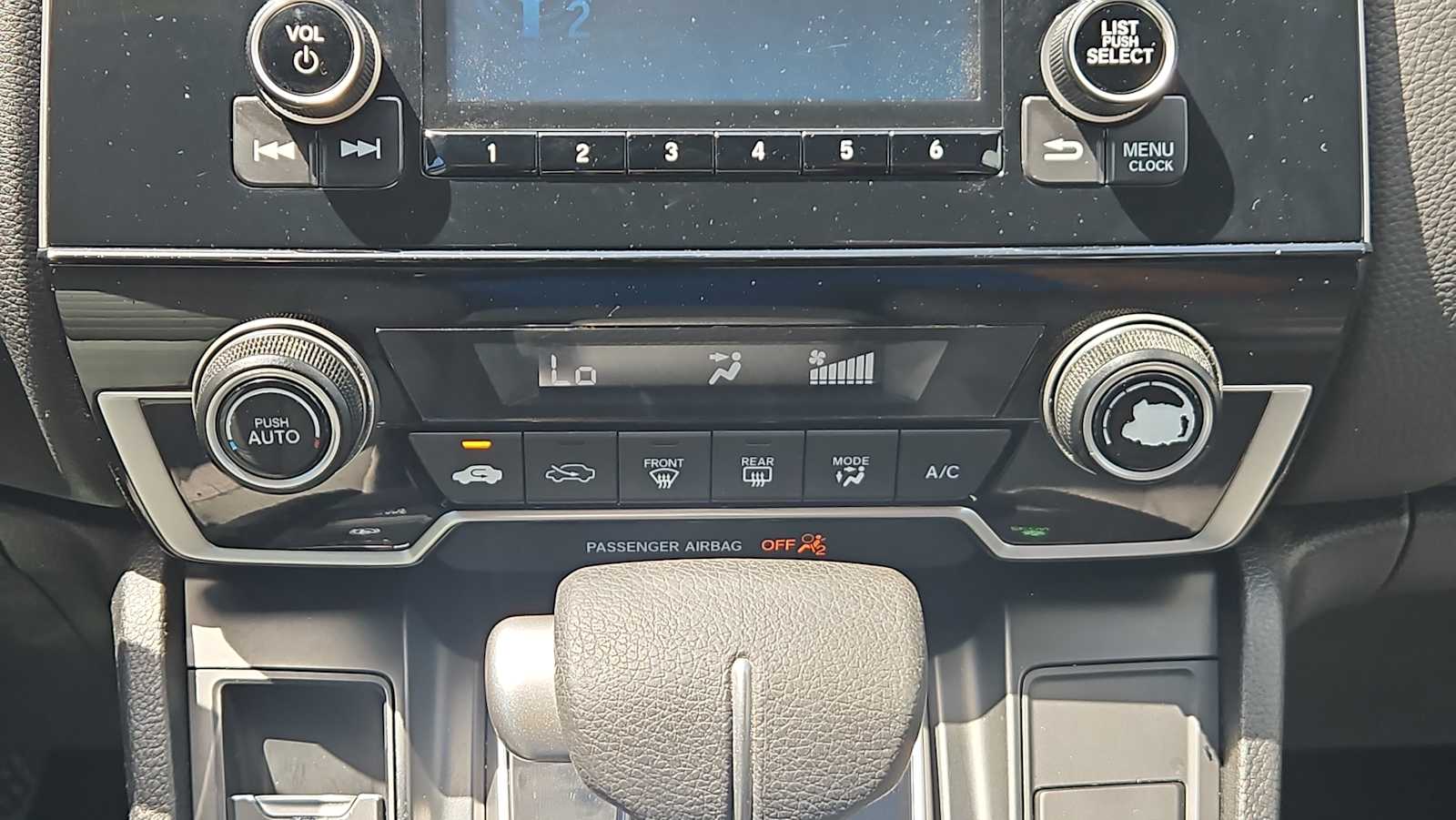 Thumbnail: 2019 Honda CR-V - 16