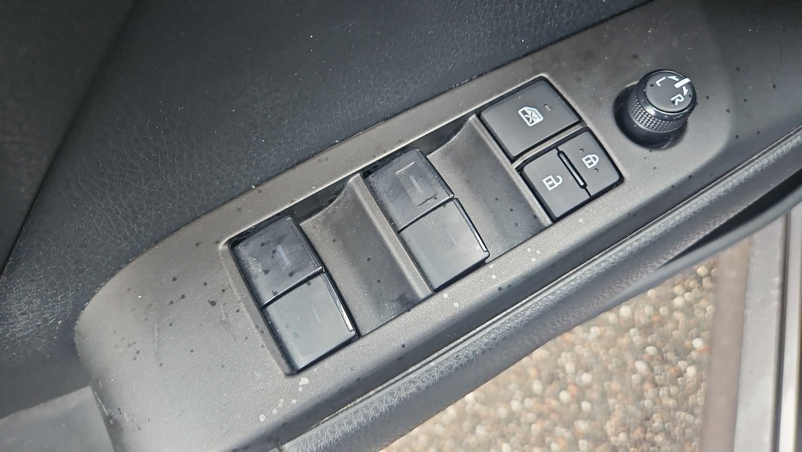 Thumbnail: 2023 Toyota Camry - 15