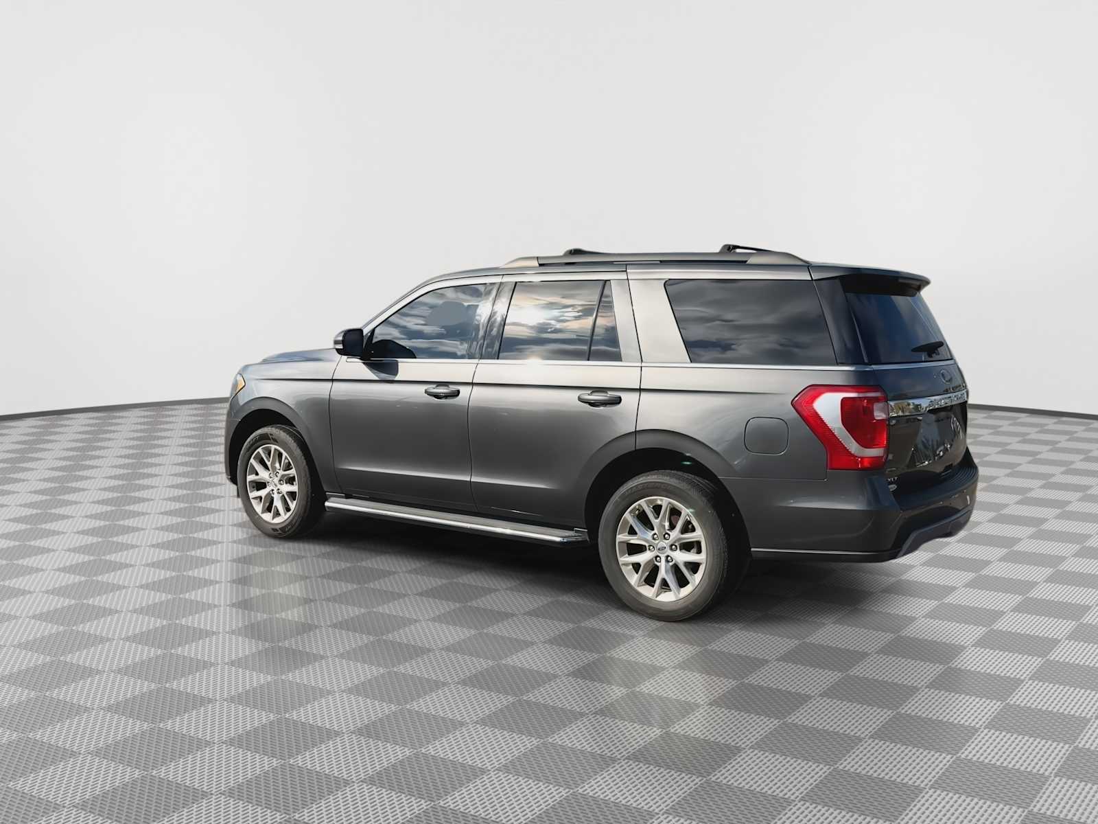 Thumbnail: 2020 Ford Expedition - 7