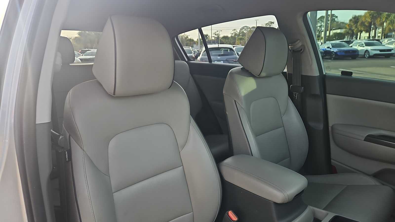 Thumbnail: 2017 Kia Sportage - 25