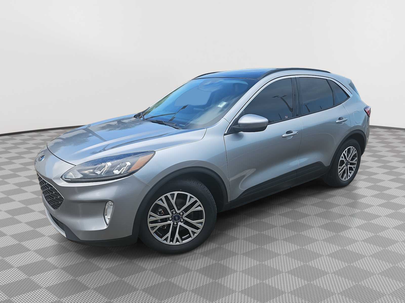 Thumbnail: 2022 Ford Escape - 1