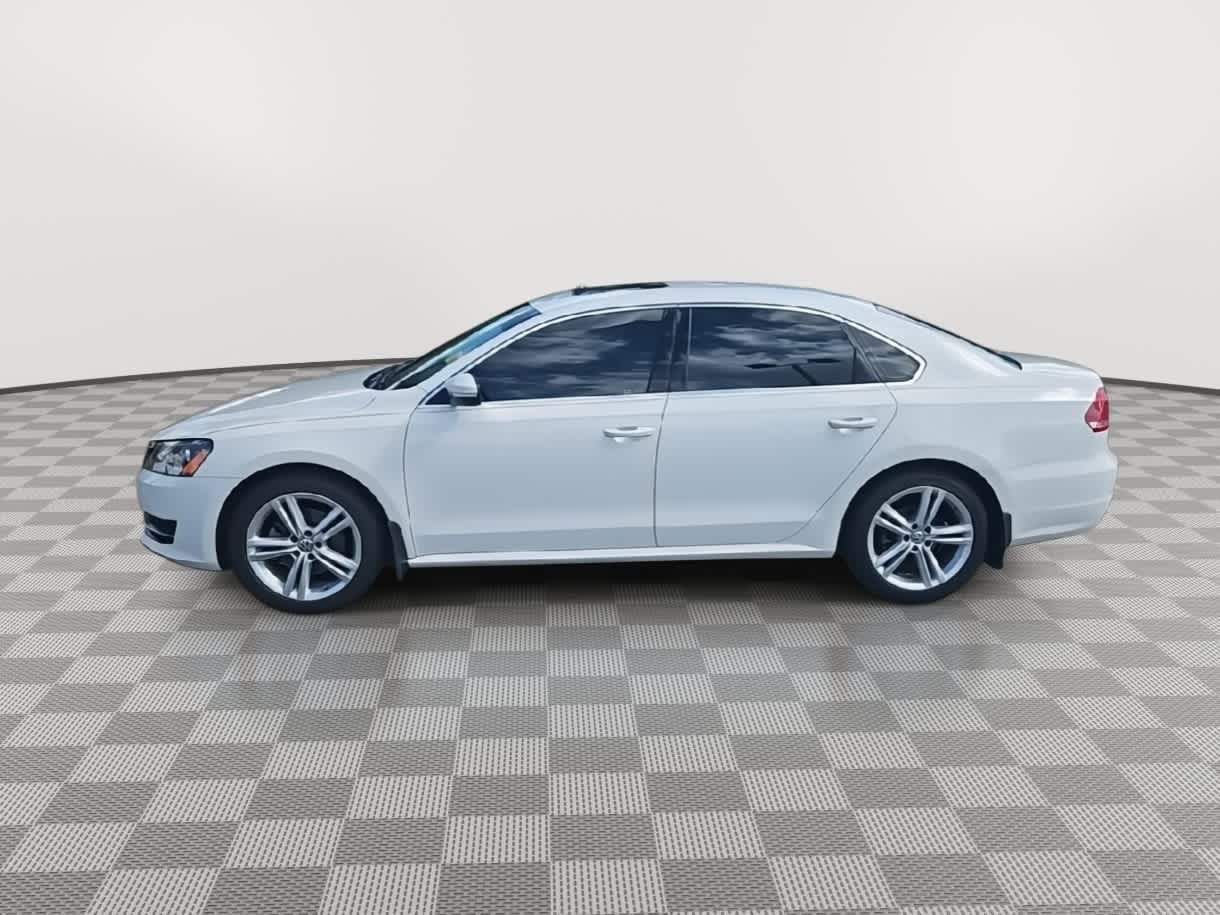 Thumbnail: 2015 Volkswagen Passat - 5