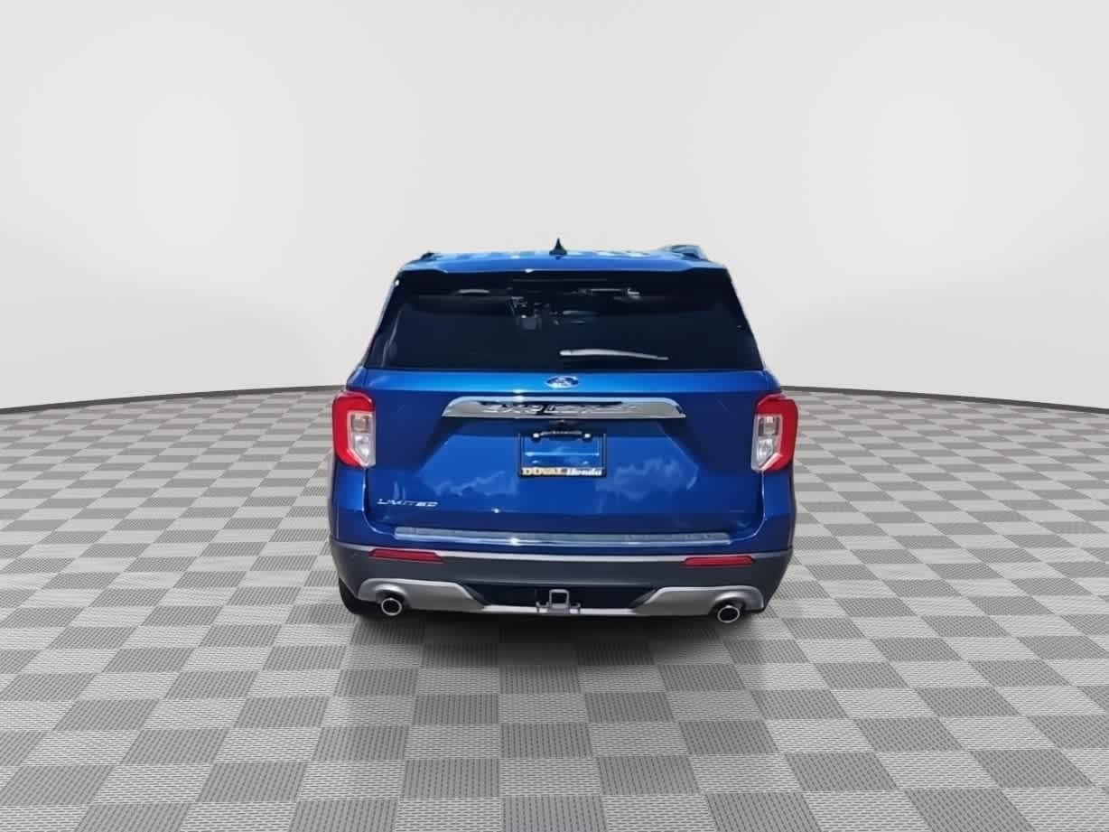 Thumbnail: 2022 Ford Explorer - 7