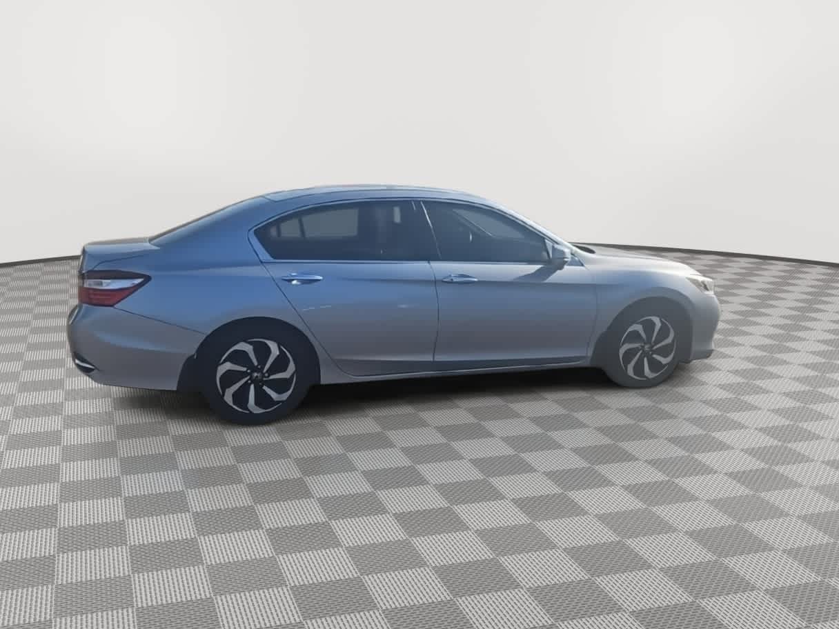 Thumbnail: 2017 Honda Accord - 9