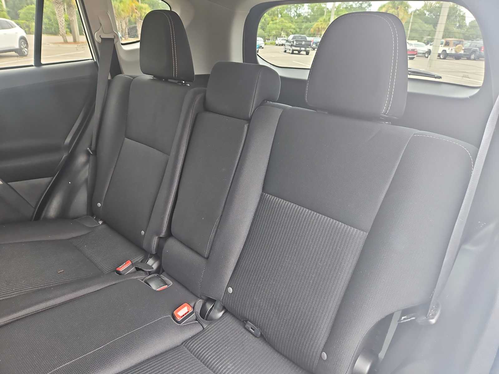 Thumbnail: 2014 Toyota RAV4 - 25