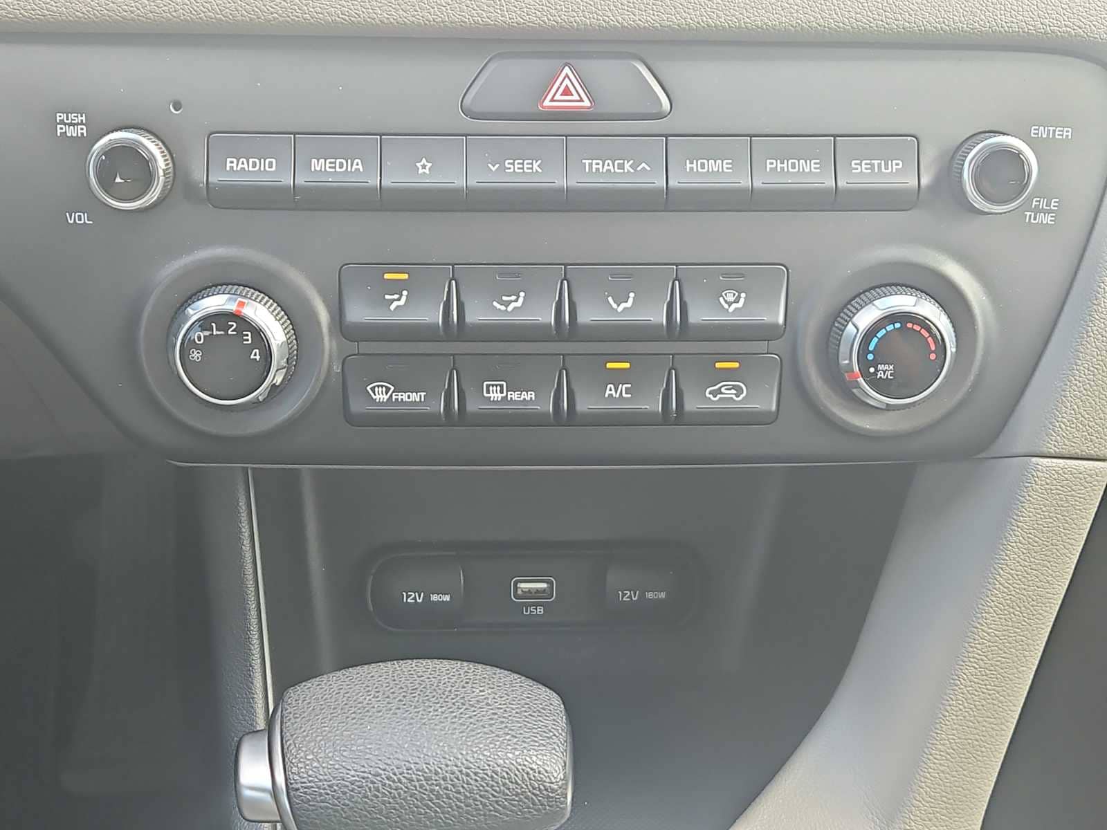 Thumbnail: 2020 Kia Sportage - 16