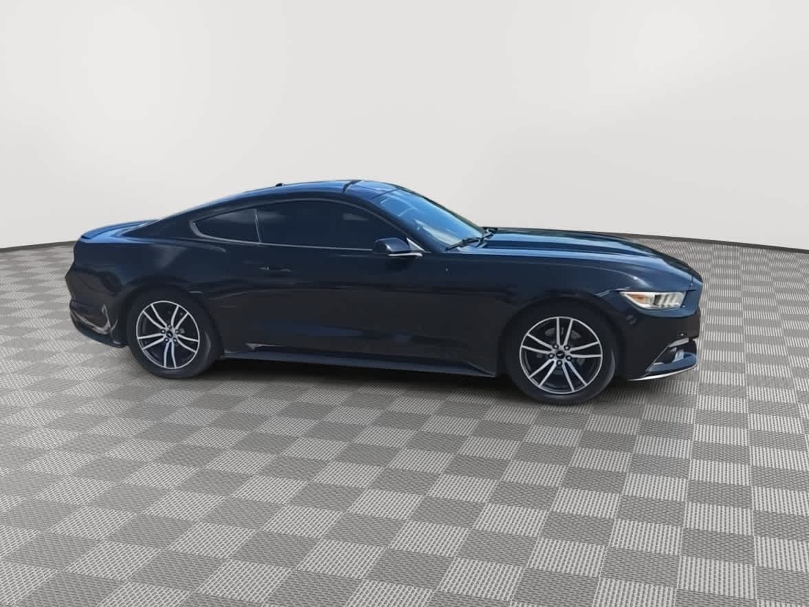 2015 Ford Mustang  2