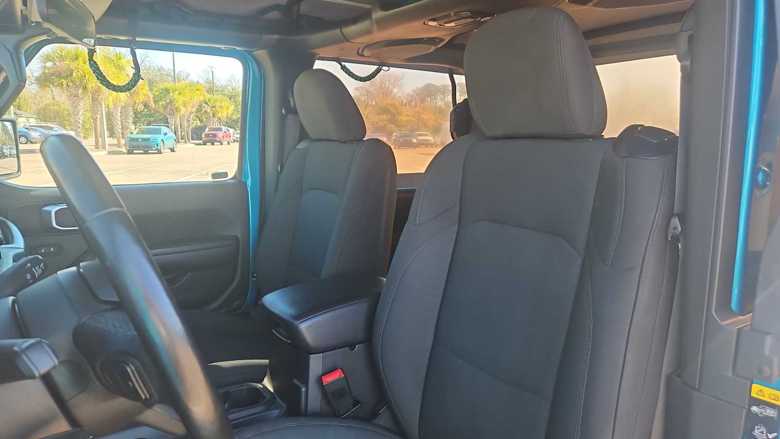 Thumbnail: 2020 Jeep Wrangler - 13