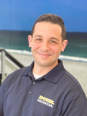Staff member David Vergara from ID_1283ddcd3085