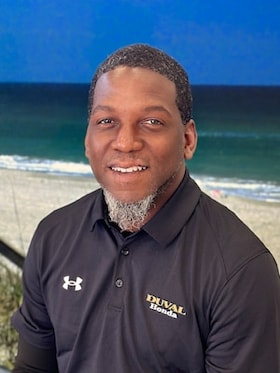 Staff member Joe Singleton from ID_1283ddcd3085