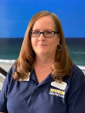 Staff member Vicky Bennett from ID_641637e8942a