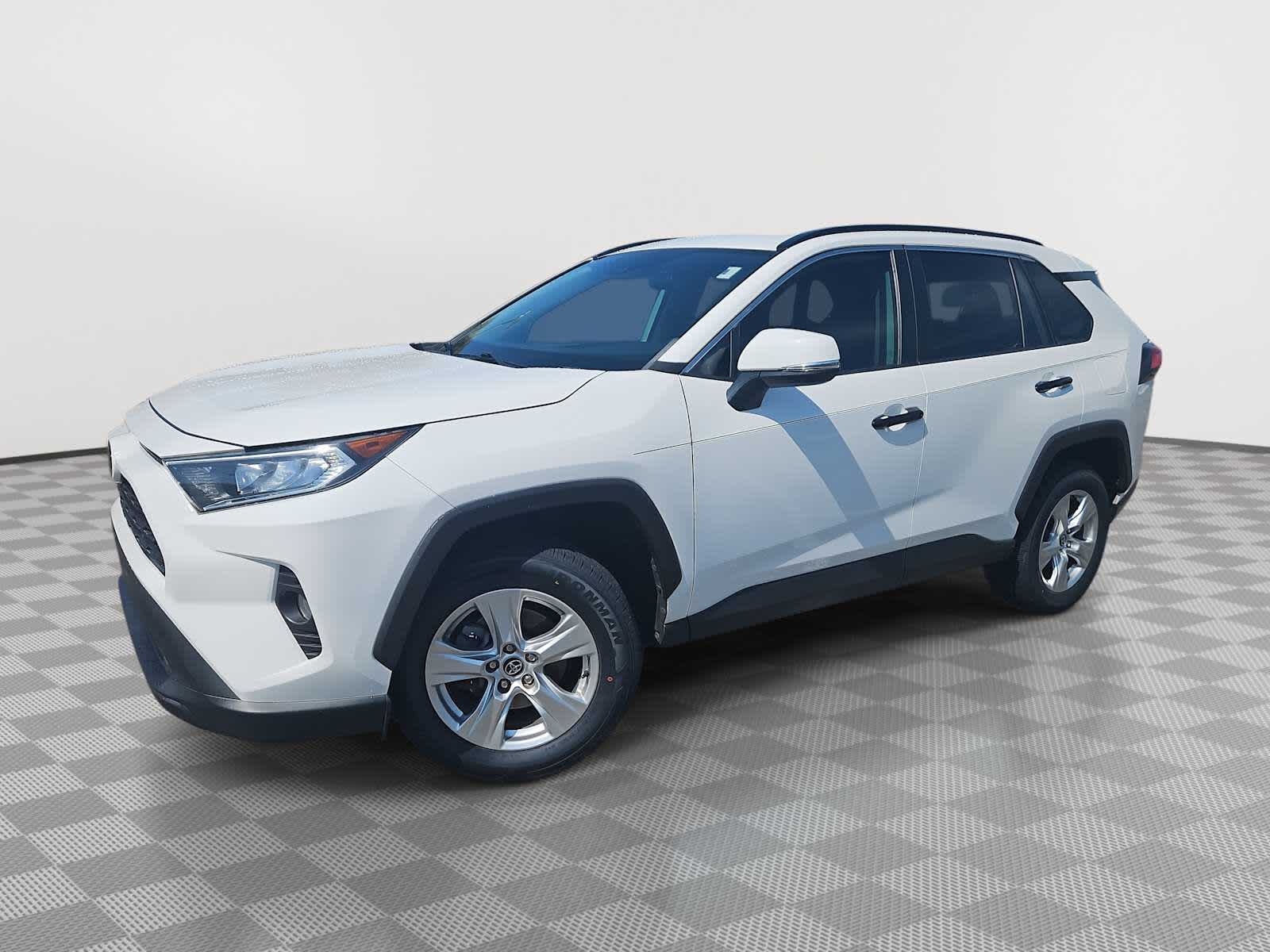 Thumbnail: 2020 Toyota RAV4 - 1