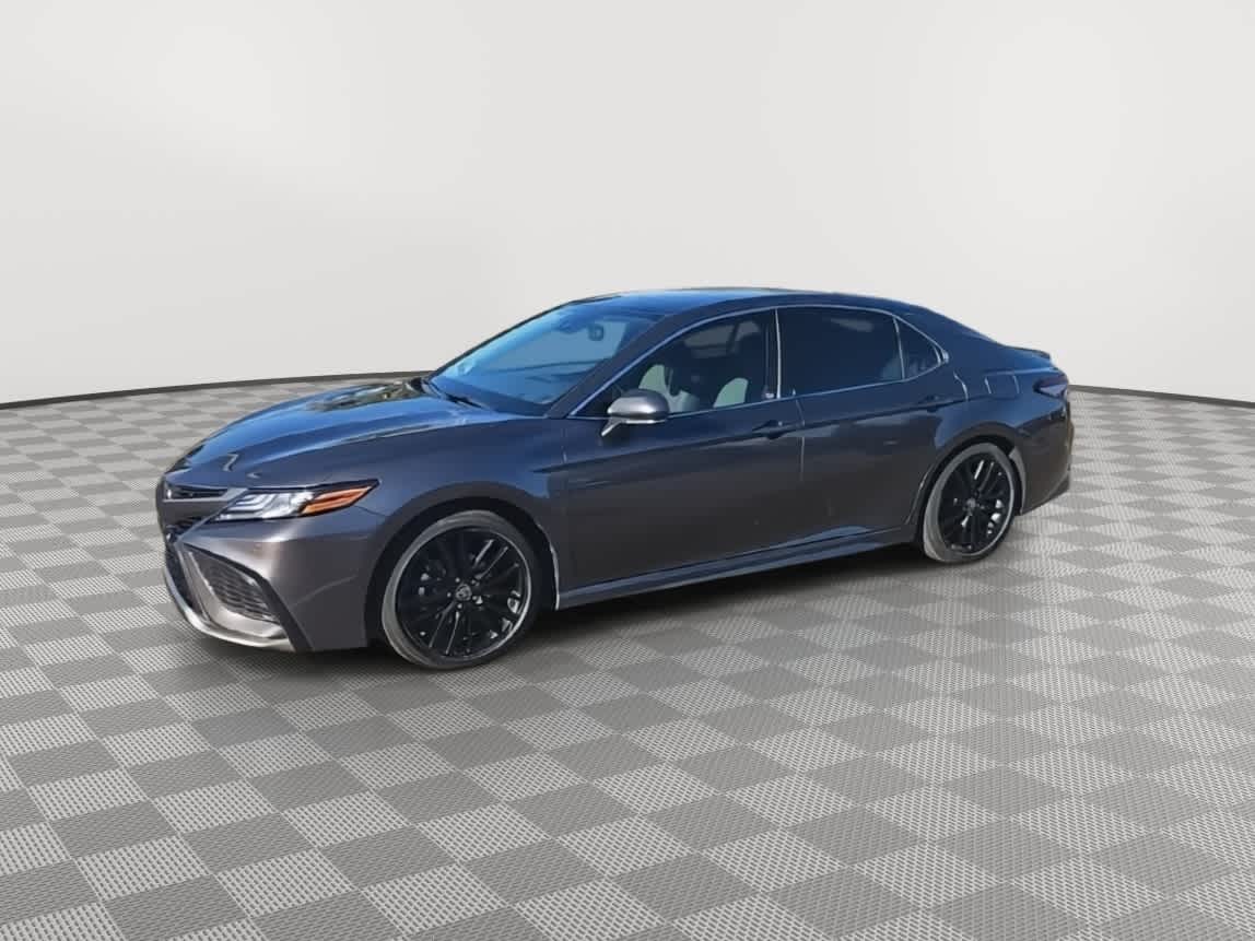 Thumbnail: 2022 Toyota Camry - 4