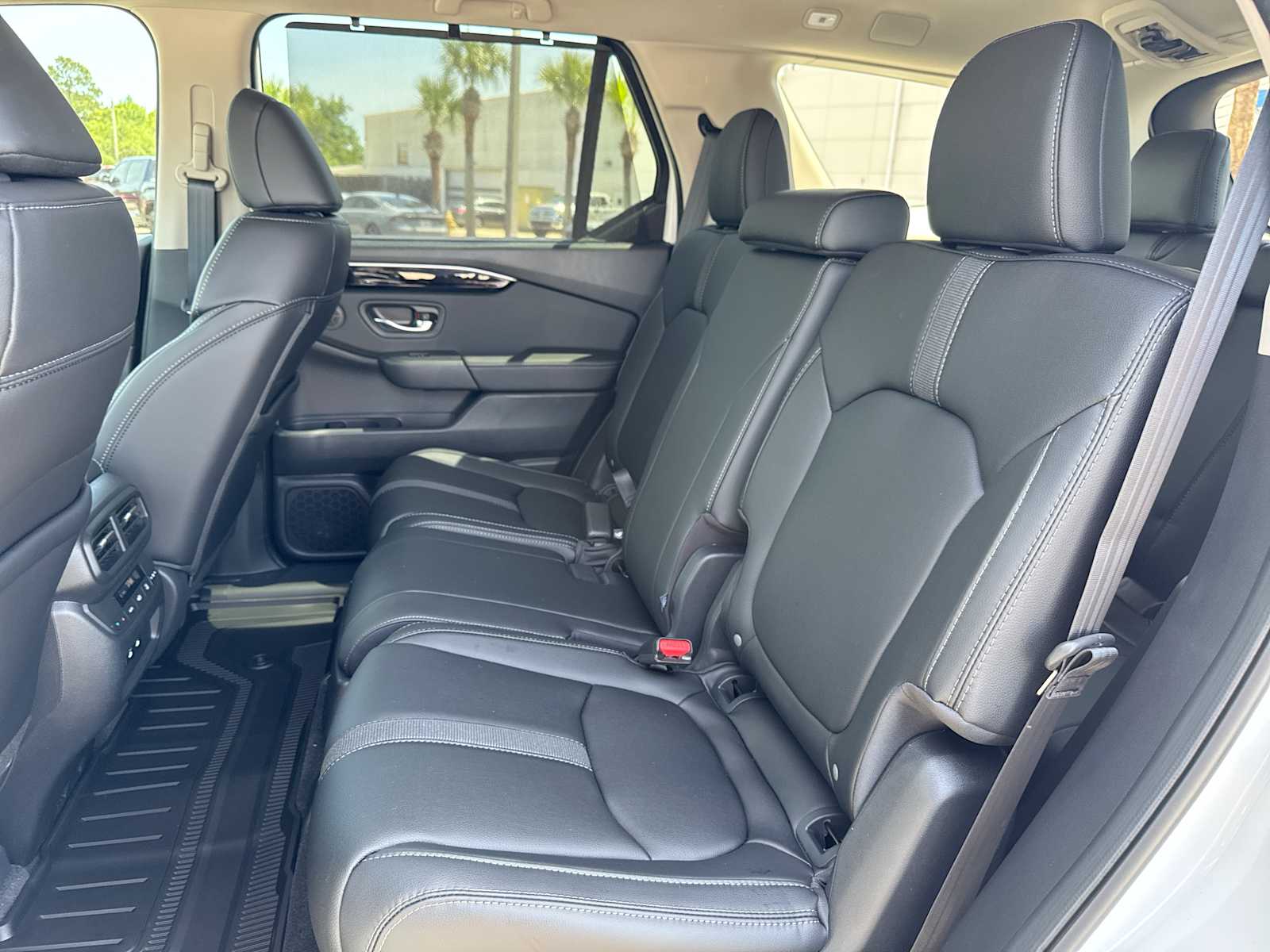 Thumbnail: 2026 Honda Pilot - 24