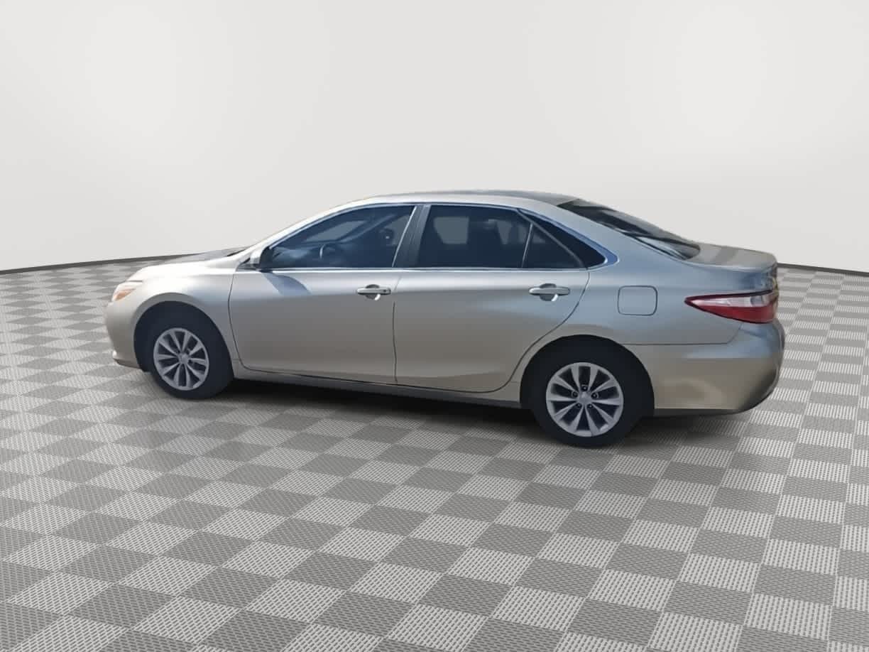 Thumbnail: 2017 Toyota Camry - 6