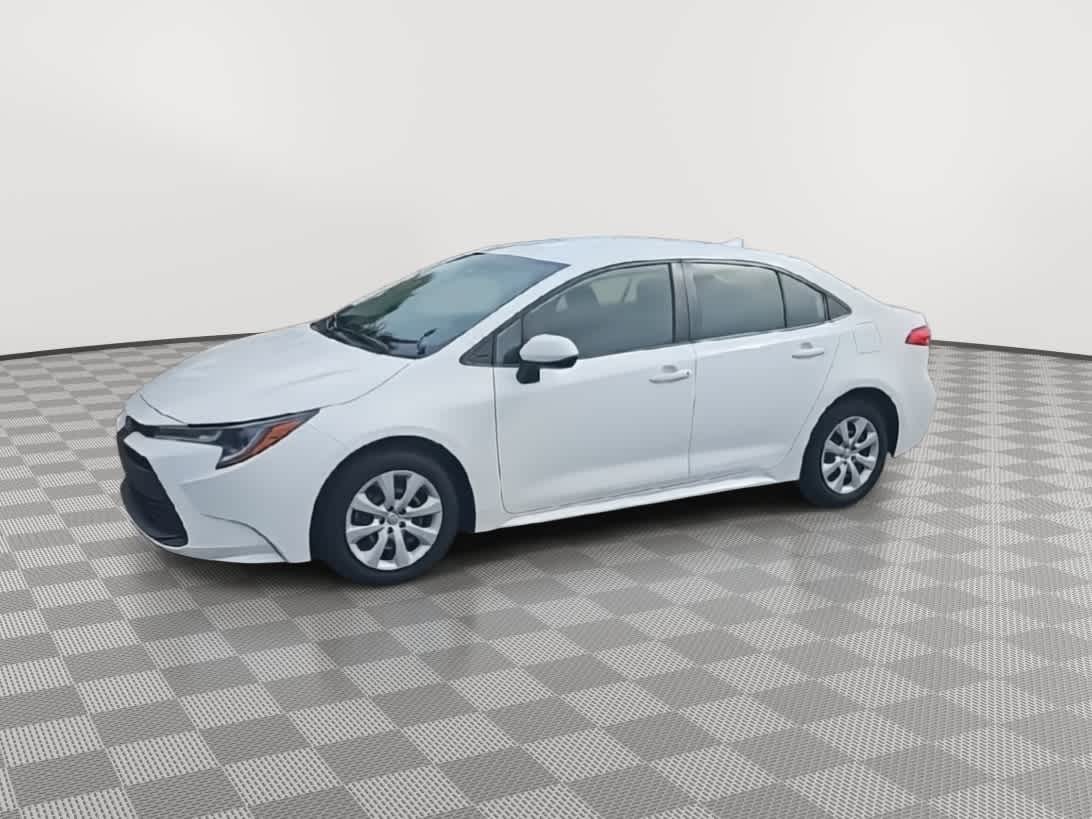 Thumbnail: 2023 Toyota Corolla - 4