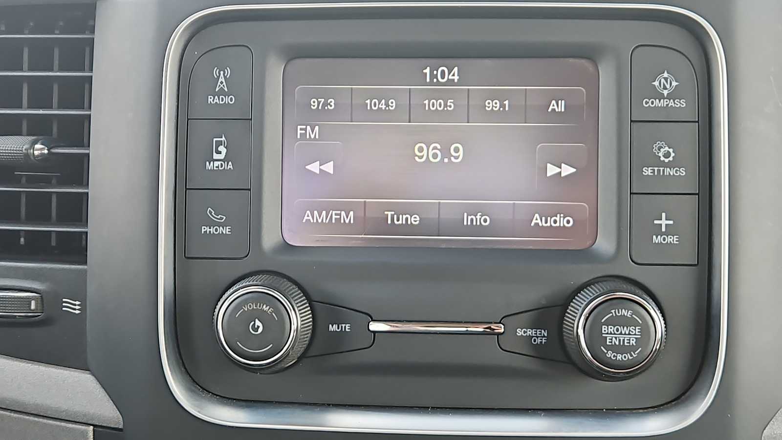 Thumbnail: 2021 RAM 1500 Classic - 12