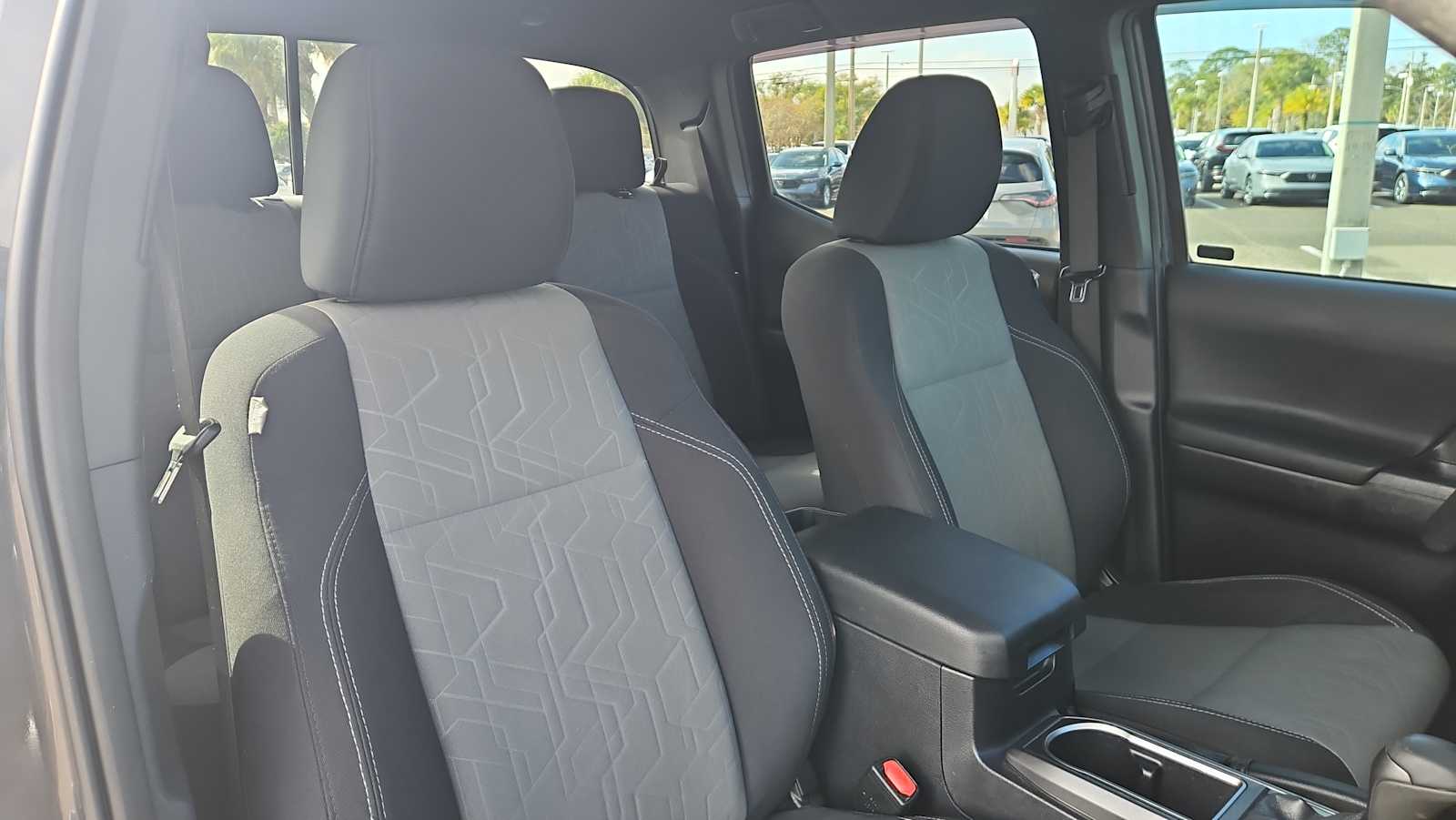 Thumbnail: 2021 Toyota Tacoma - 26