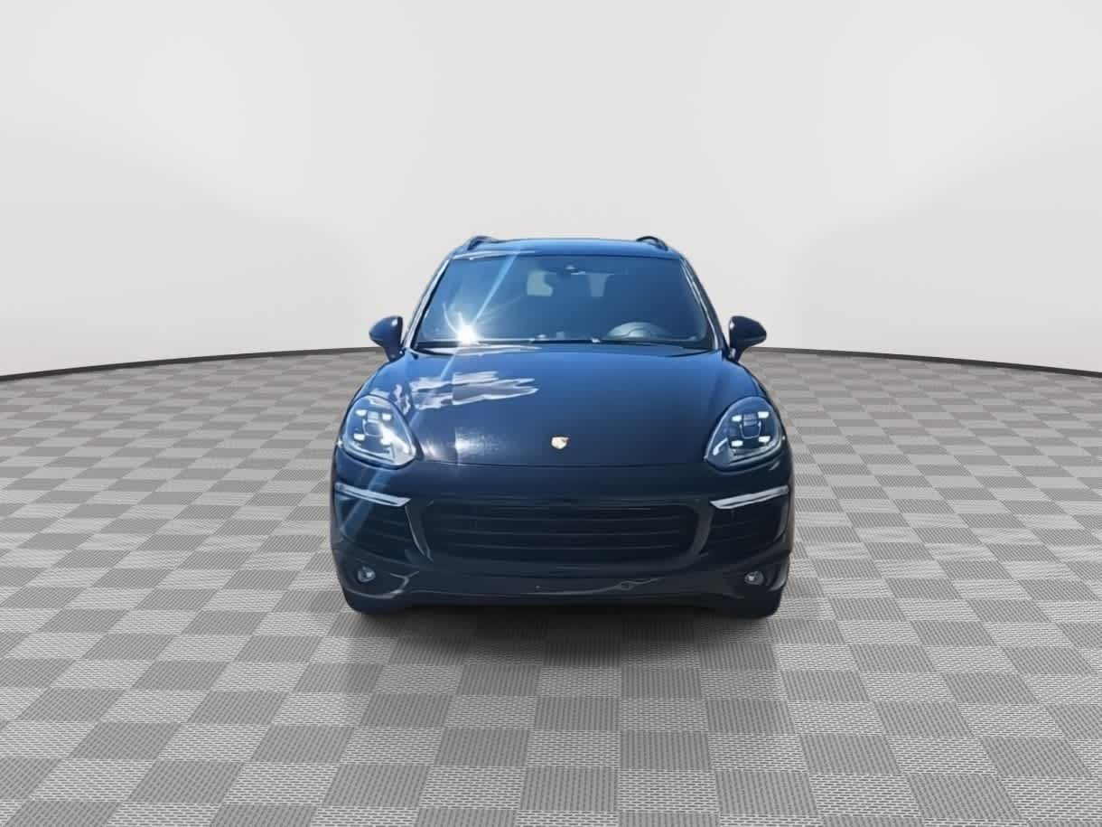 Thumbnail: 2017 Porsche Cayenne - 3