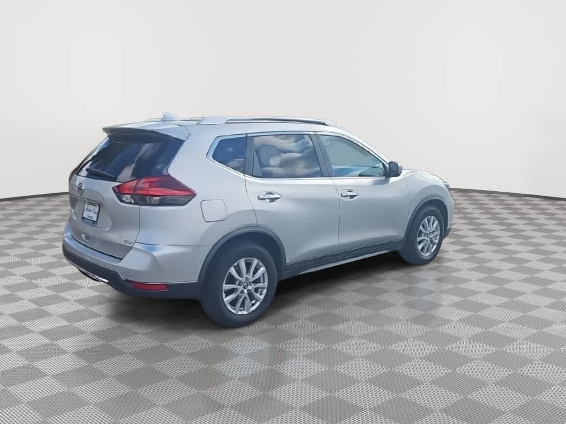 Thumbnail: 2019 Nissan Rogue - 8