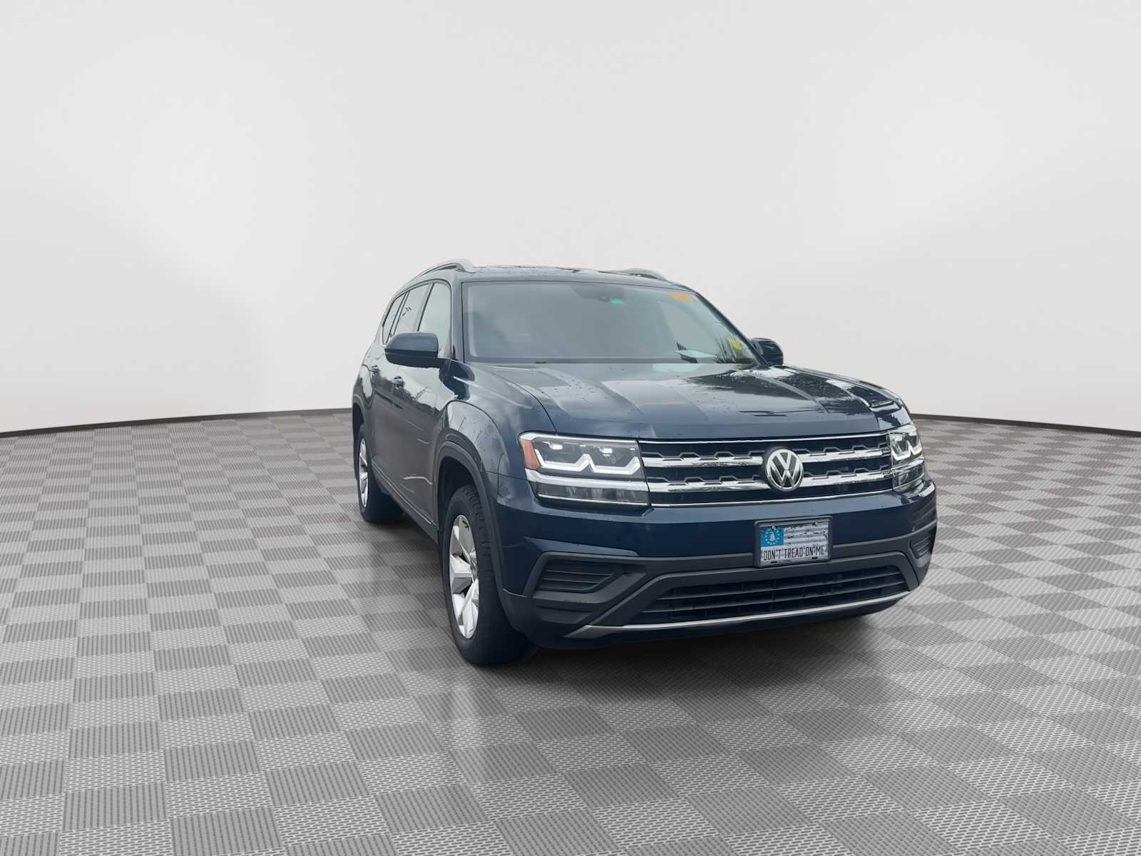 Thumbnail: 2019 Volkswagen Atlas - 2