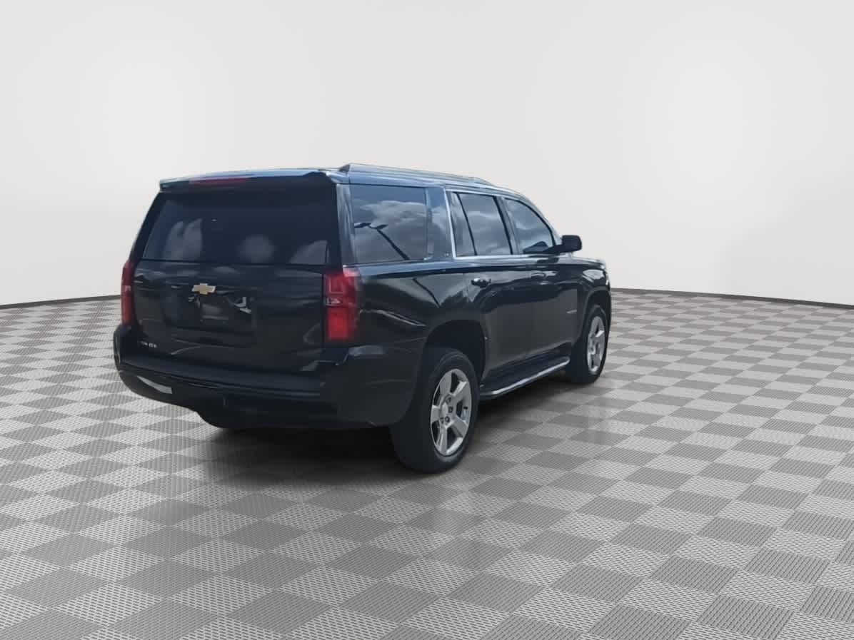 Thumbnail: 2019 Chevrolet Tahoe - 8