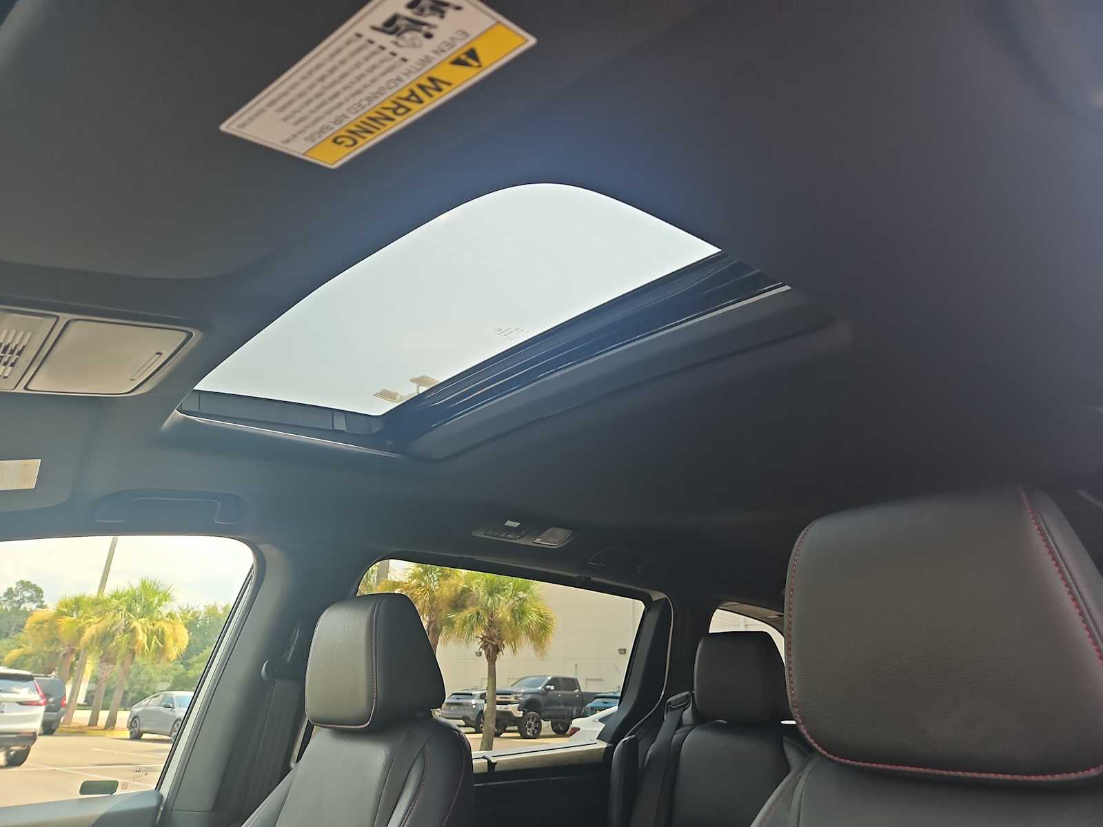 Thumbnail: 2023 Honda Odyssey - 16