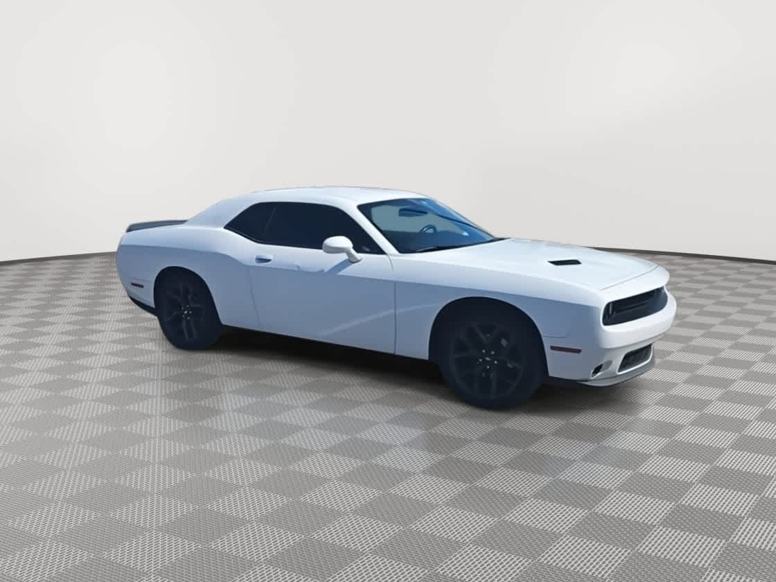 Thumbnail: 2019 Dodge Challenger - 2