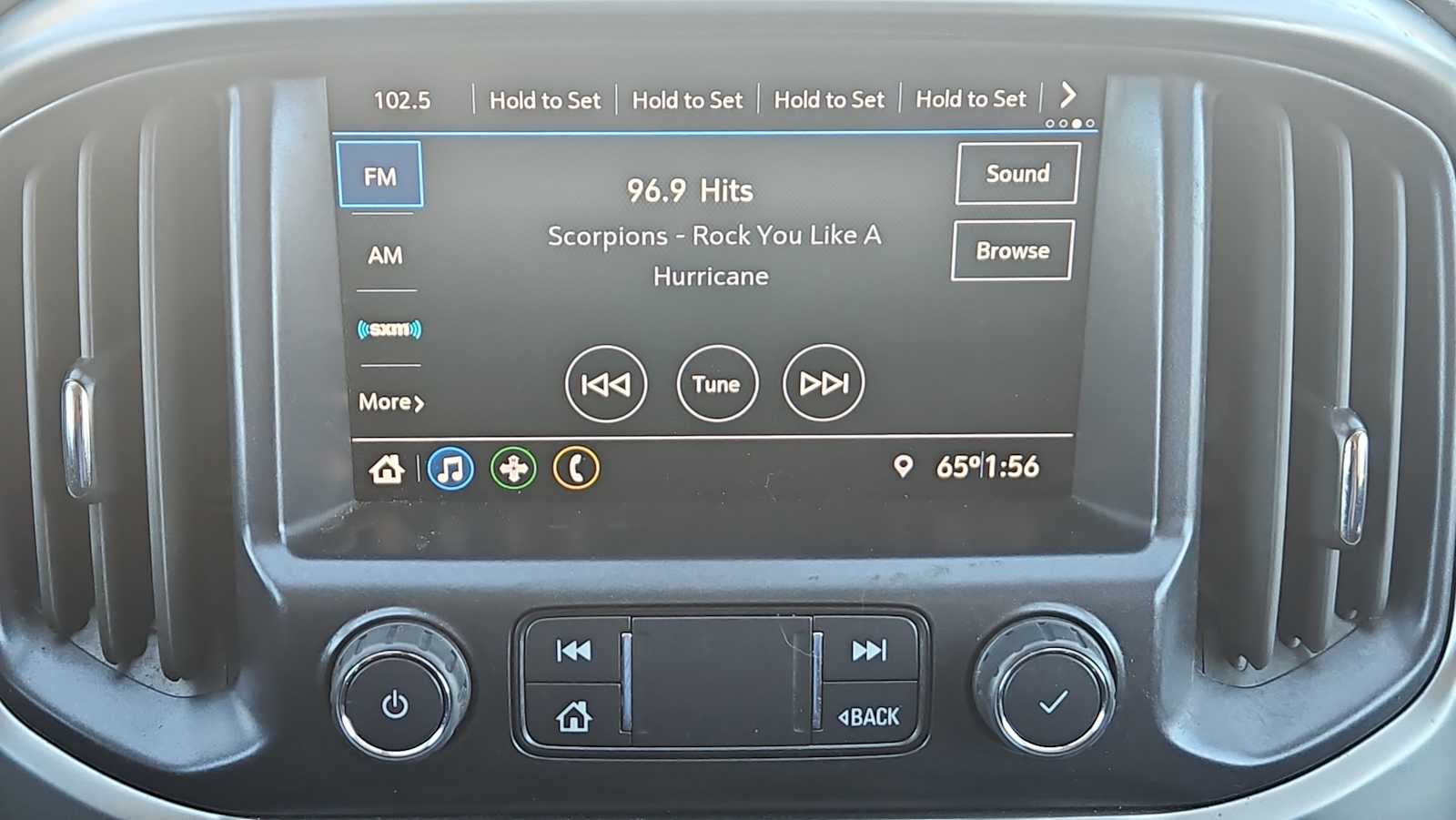 Thumbnail: 2022 Chevrolet Colorado - 12