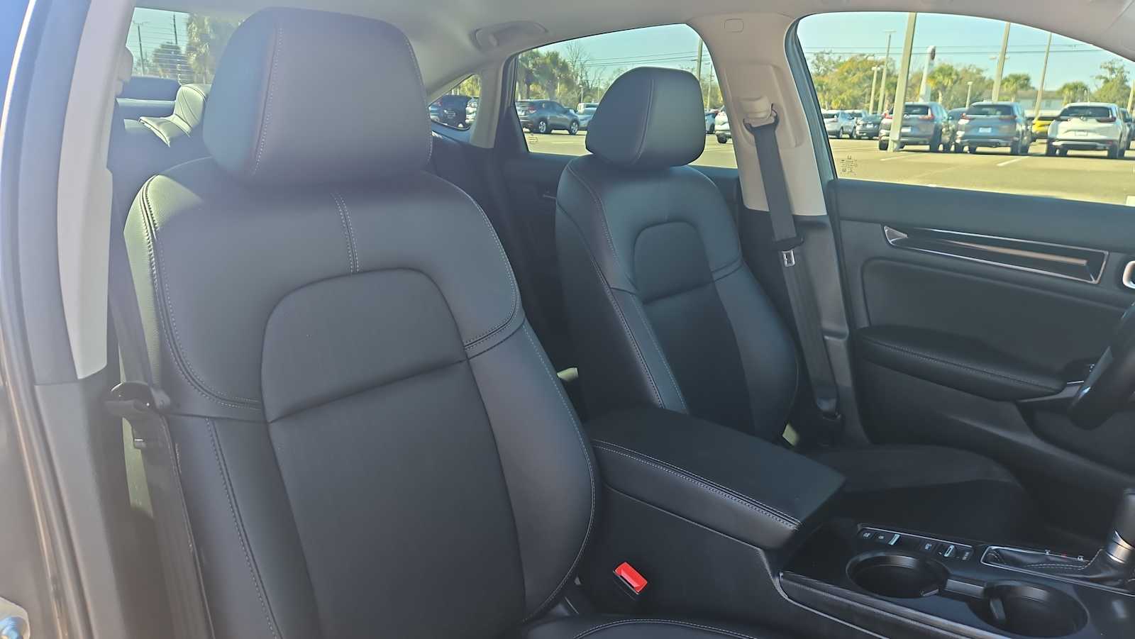 Thumbnail: 2023 Honda Civic - 26