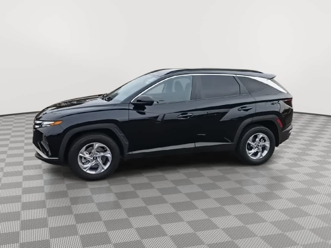 Thumbnail: 2023 Hyundai Tucson - 4