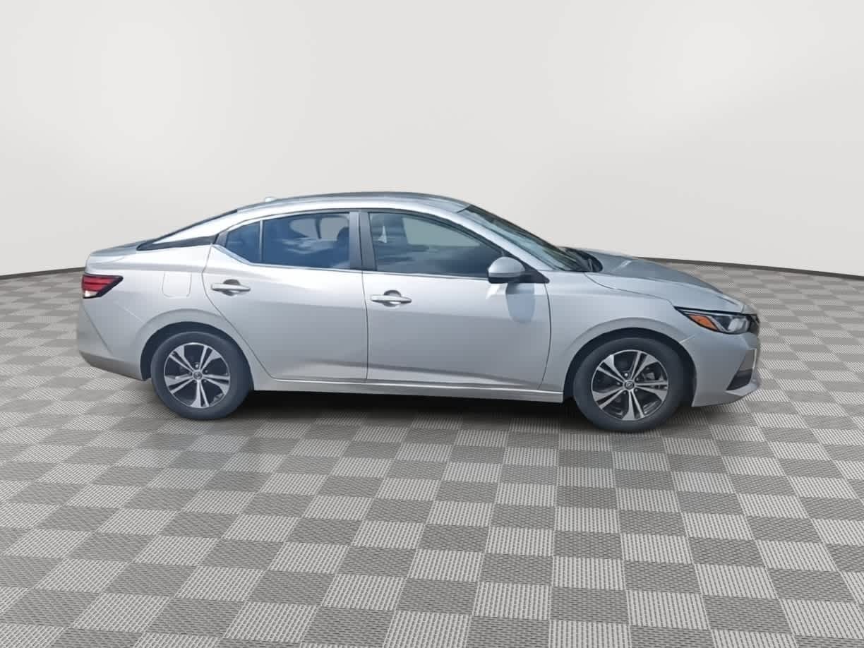 Thumbnail: 2022 Nissan Sentra - 9