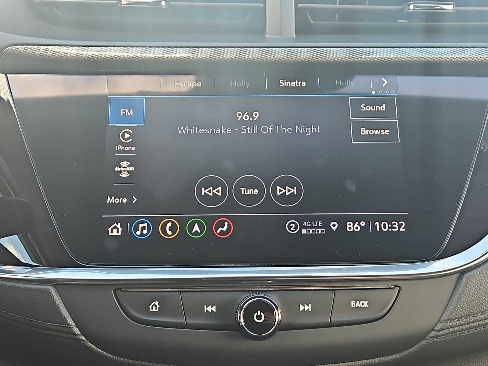 Thumbnail: 2022 Buick Encore GX - 12