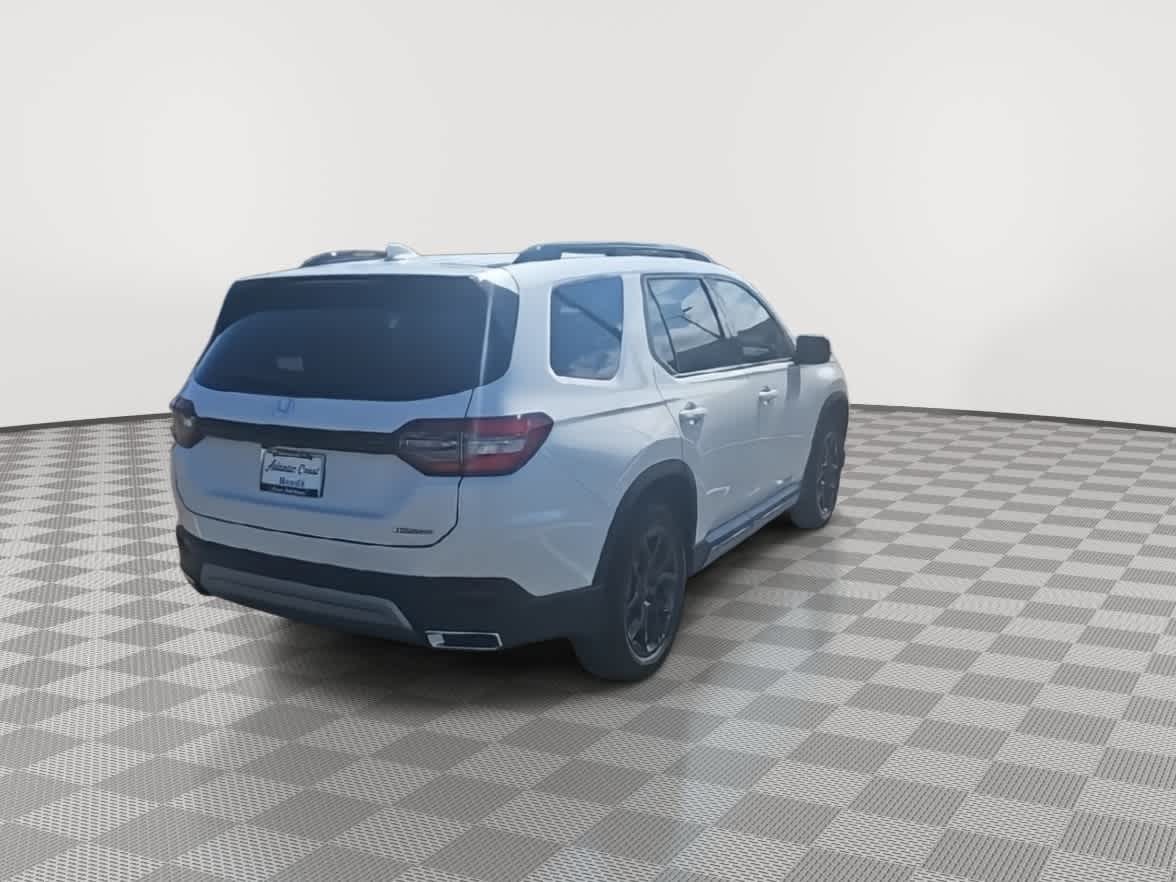 Thumbnail: 2025 Honda Pilot - 8