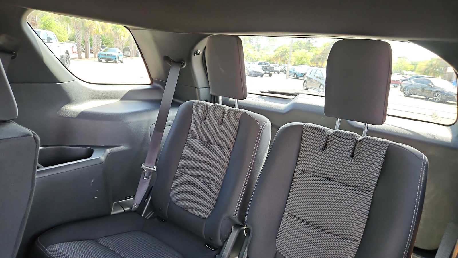 Thumbnail: 2019 Ford Explorer - 24