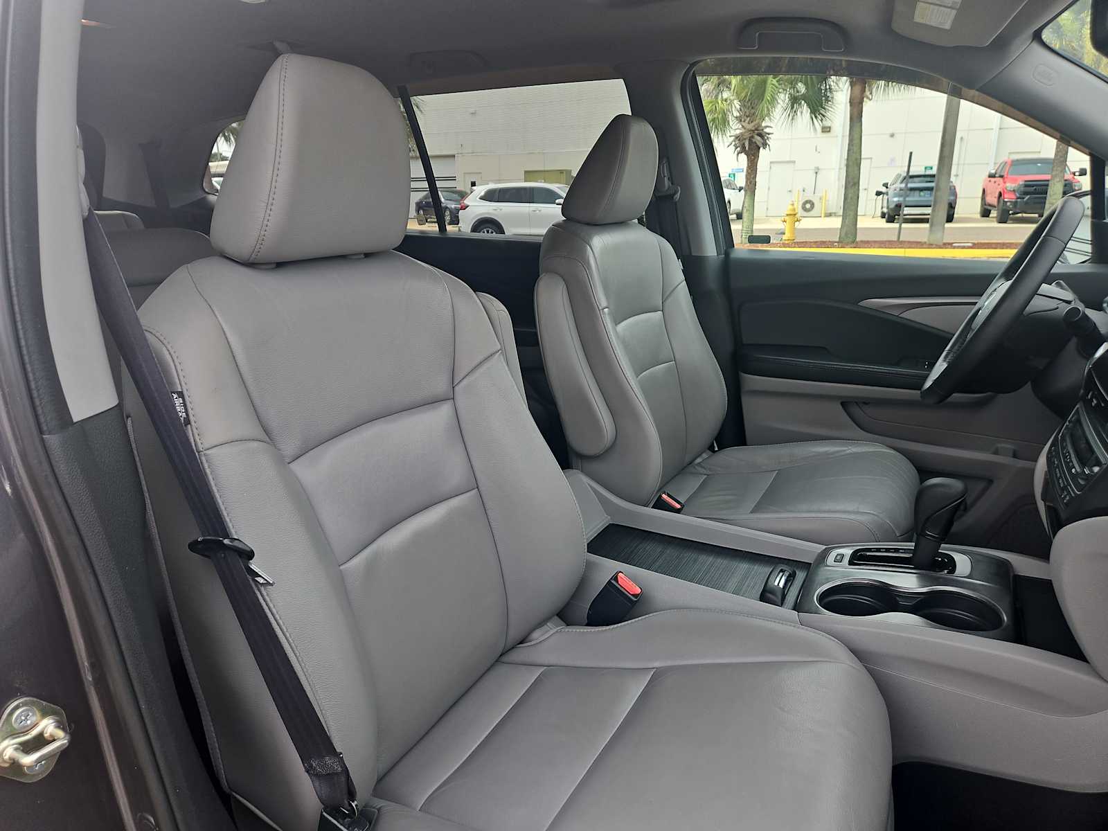 Thumbnail: 2016 Honda Pilot - 27