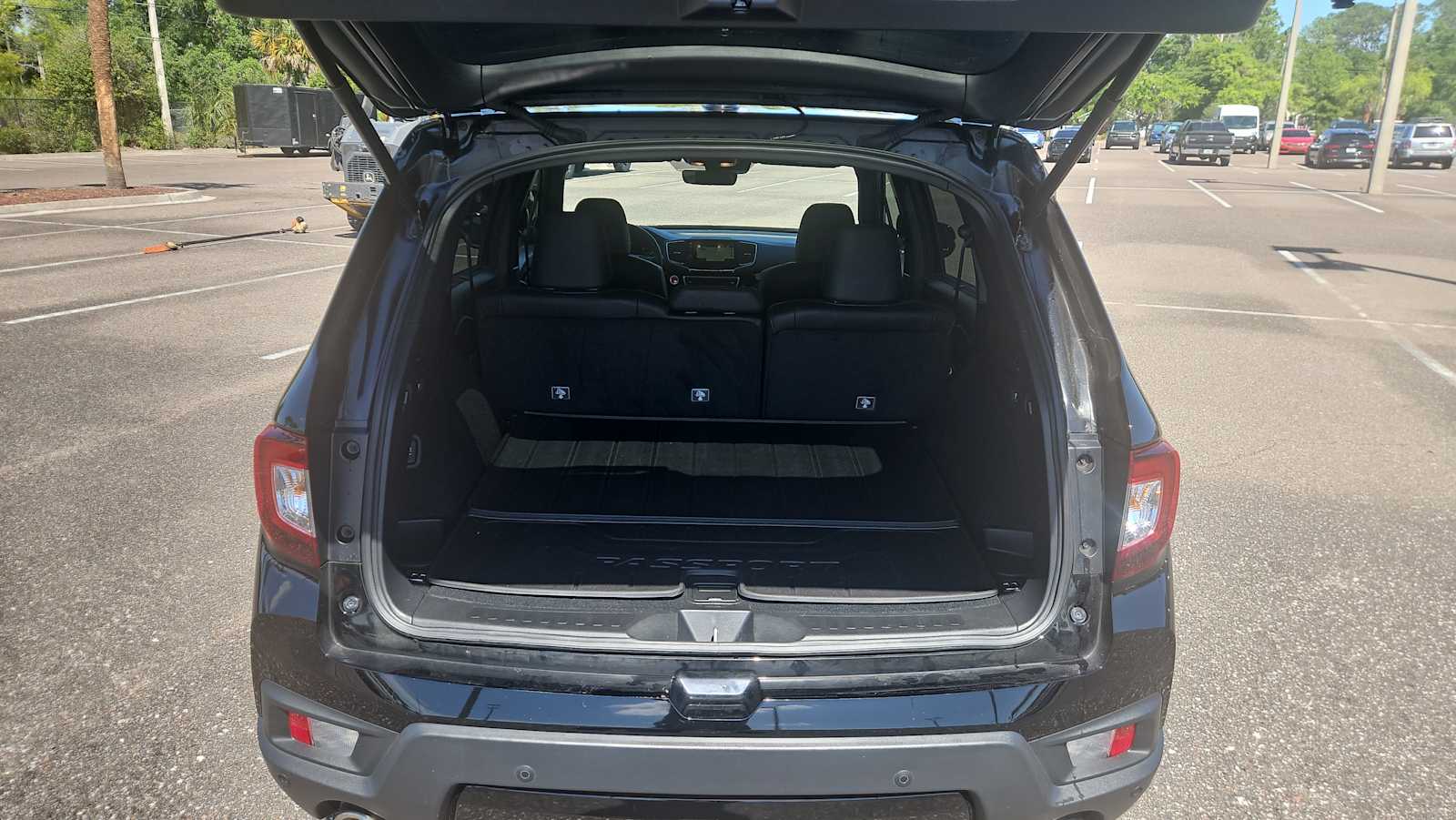 Thumbnail: 2025 Honda Passport - 21